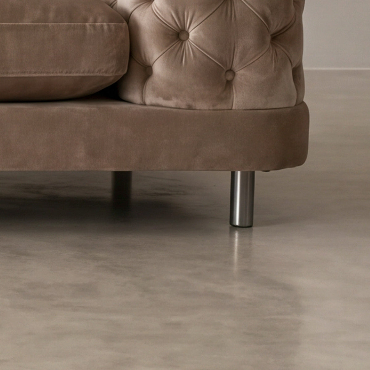 Close-up of a brushed steel leg on the Palazzo sofa